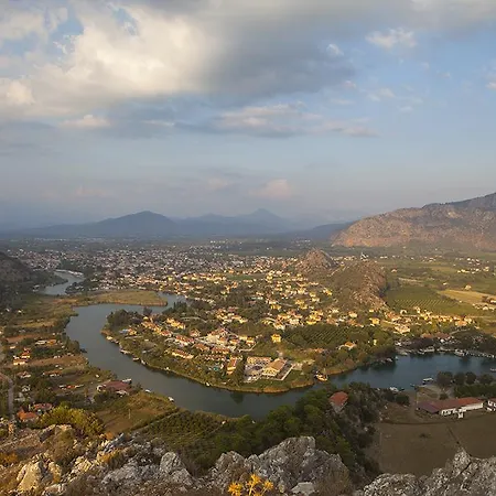 Onder Landhuis Dalyan