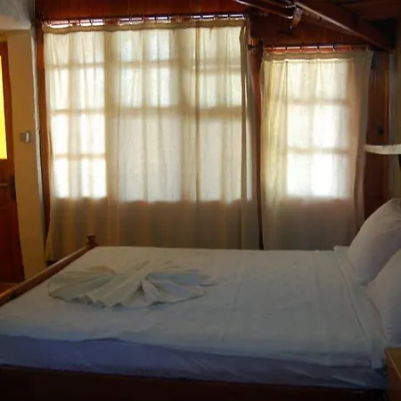 Kır Evi Onder Dalyan